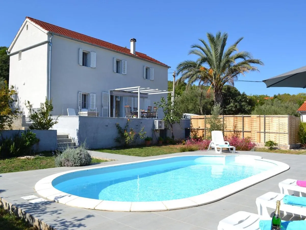 Lovely Holiday Home In Brbinj With Private Pool
