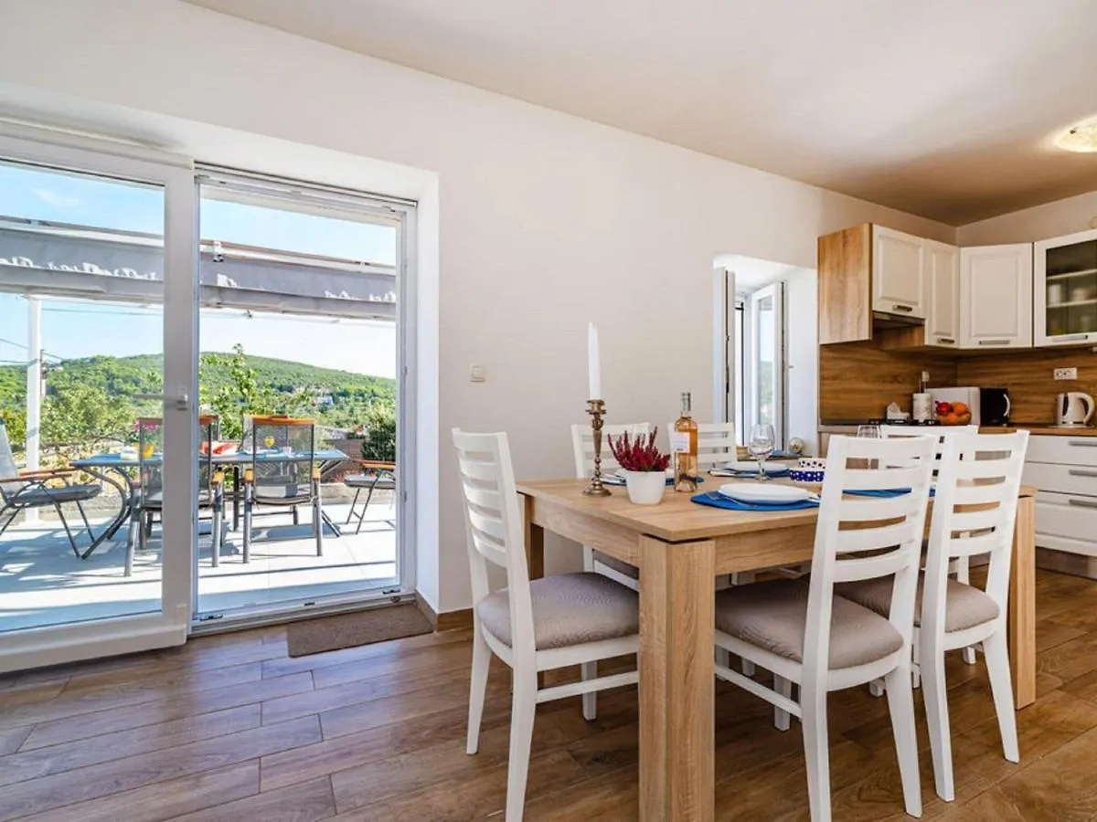 Lovely Holiday Home In Brbinj With Private Pool