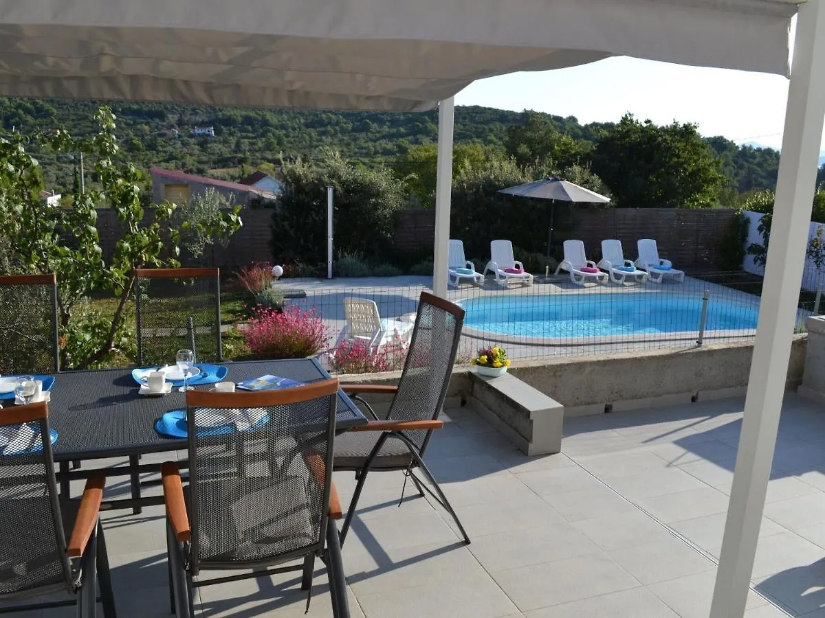 Lovely Holiday Home In Brbinj With Private Pool